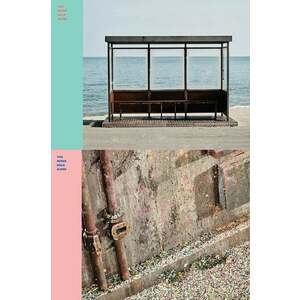 BTS - You Never Walk Alone (2 Versions) (Random Shipping) (CD + Book) vyobraziť