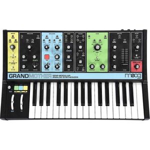 MOOG Mother-32 Syntetizátor vyobraziť