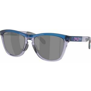 Oakley Frogskins Range 92841655 Matte Trans Blue/Prizm Black Lifestyle okuliare vyobraziť