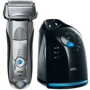 BRAUN SERIES 7-799-7 CLEAN AND CHARGE WET AND DRY vystavený kus vyobraziť